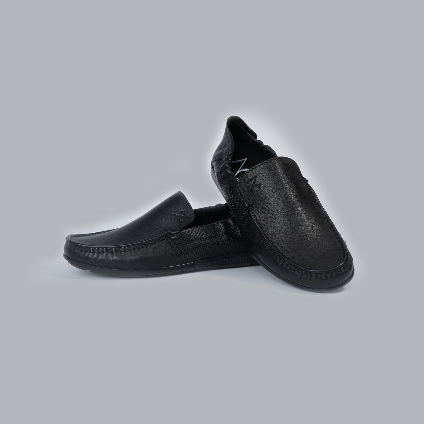 Armadillo Black