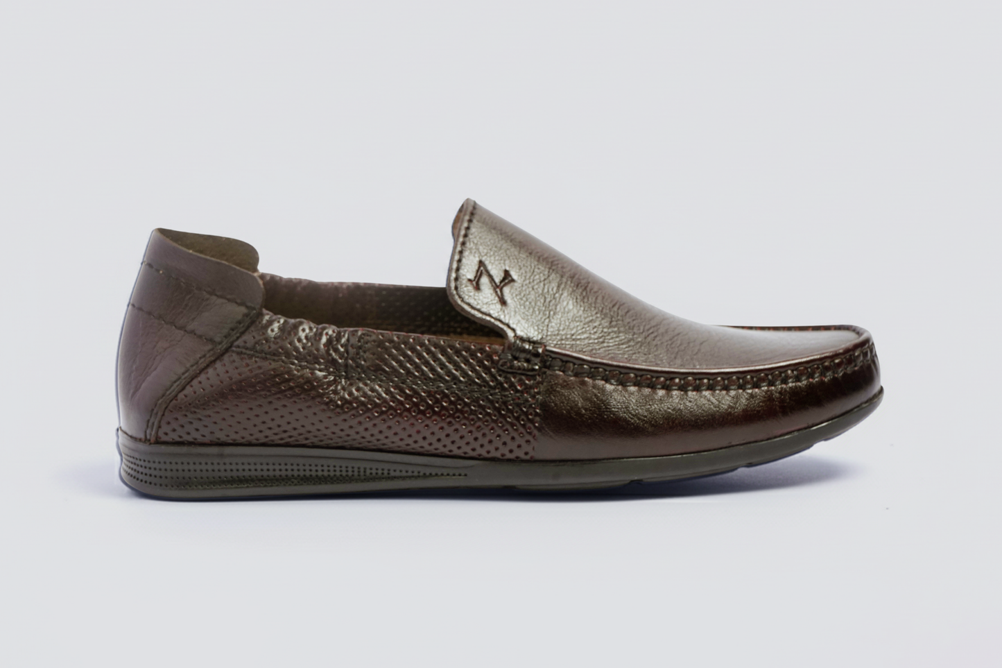Armadillo Burgundy