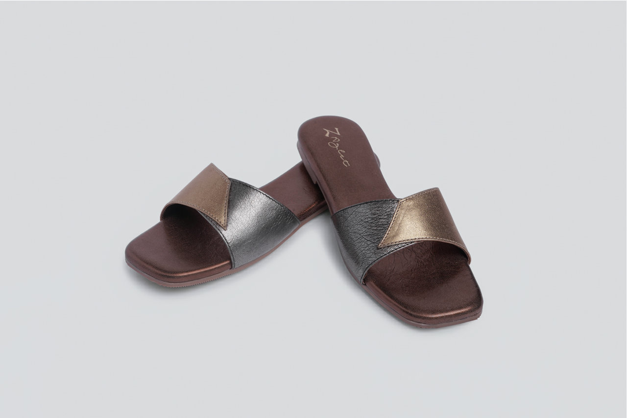 Pansy (Bronze)
