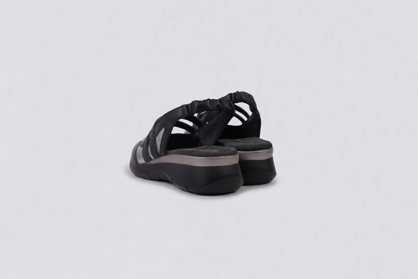 Jane Sneaker (Black)