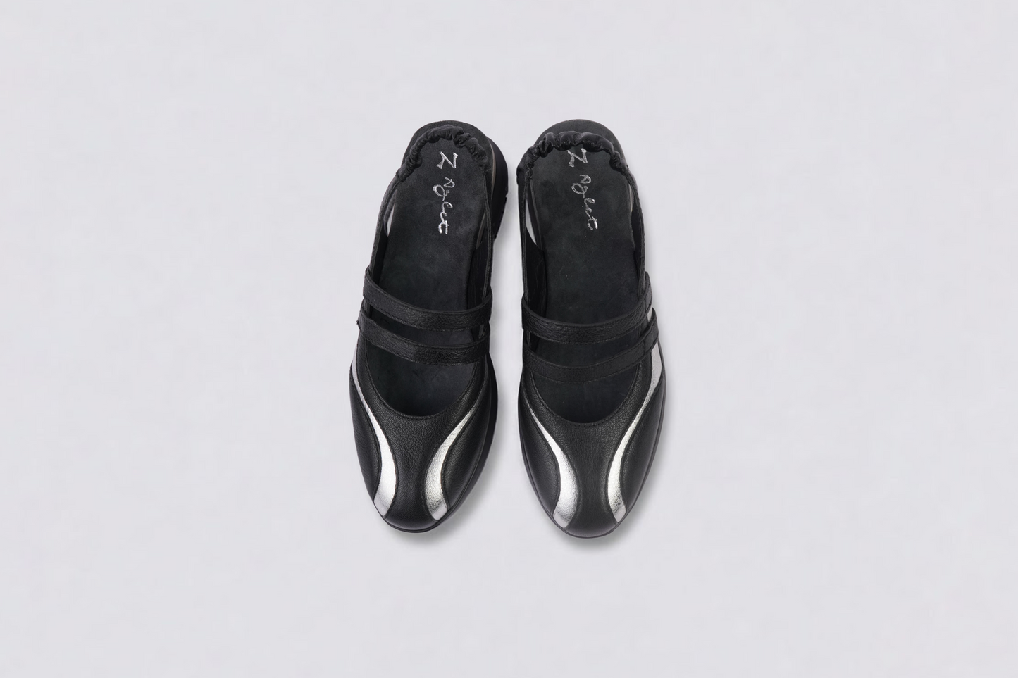 Jane Sneaker (Black)